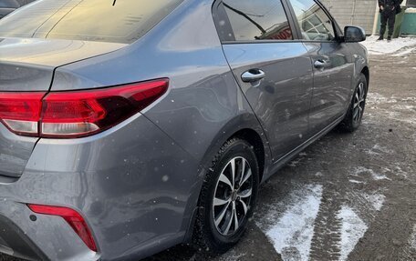 KIA Rio IV, 2018 год, 1 380 000 рублей, 5 фотография