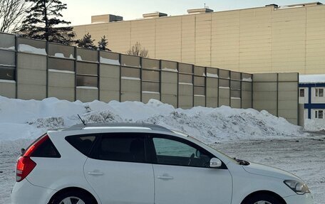 KIA cee'd I рестайлинг, 2011 год, 570 000 рублей, 2 фотография