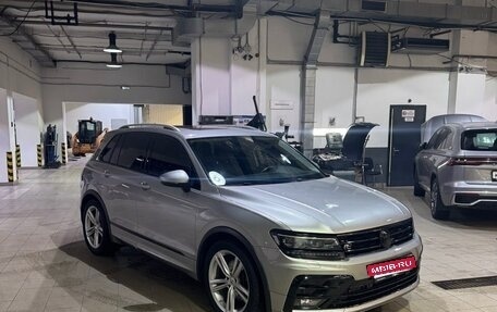Volkswagen Tiguan II, 2019 год, 3 350 000 рублей, 4 фотография