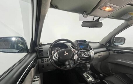 Mitsubishi Pajero Sport II рестайлинг, 2014 год, 1 755 000 рублей, 13 фотография