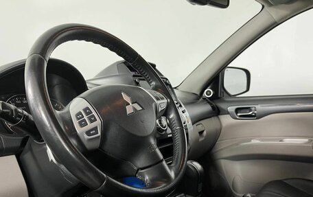 Mitsubishi Pajero Sport II рестайлинг, 2014 год, 1 755 000 рублей, 25 фотография