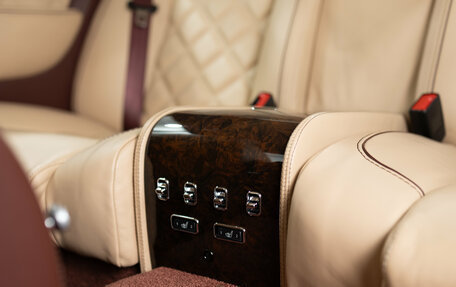 Bentley Brooklands II, 2008 год, 19 990 000 рублей, 25 фотография