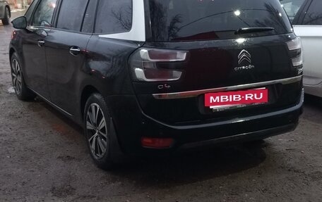 Citroen C4 Picasso II рестайлинг, 2017 год, 1 225 000 рублей, 5 фотография