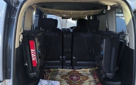 Nissan Serena IV, 2015 год, 1 800 000 рублей, 9 фотография