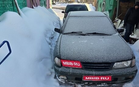 Nissan Almera, 1996 год, 95 000 рублей, 1 фотография