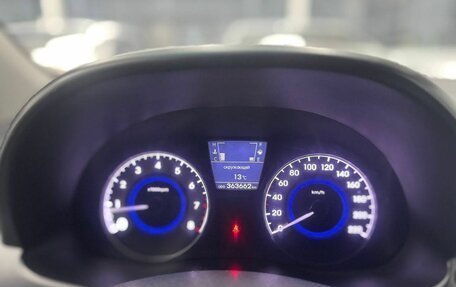 Hyundai Solaris II рестайлинг, 2012 год, 799 000 рублей, 13 фотография