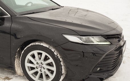 Toyota Camry, 2020 год, 2 310 000 рублей, 2 фотография