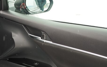 Toyota Camry, 2020 год, 2 310 000 рублей, 21 фотография