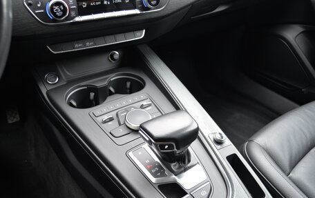 Audi A4, 2018 год, 1 990 000 рублей, 17 фотография