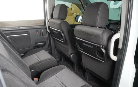 Honda Stepwgn IV, 2018 год, 2 649 000 рублей, 13 фотография