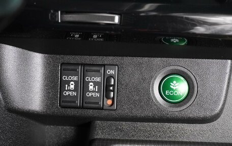 Honda Stepwgn IV, 2018 год, 2 649 000 рублей, 15 фотография