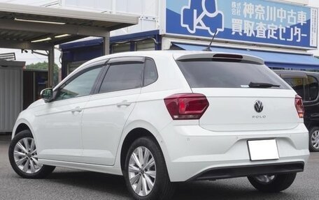 Volkswagen Polo VI (EU Market), 2021 год, 900 000 рублей, 4 фотография