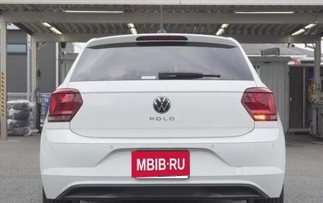 Volkswagen Polo VI (EU Market), 2021 год, 900 000 рублей, 5 фотография