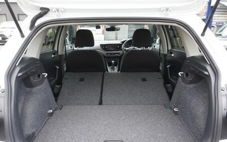 Volkswagen Polo VI (EU Market), 2021 год, 900 000 рублей, 32 фотография