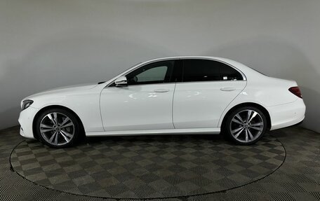 Mercedes-Benz E-Класс, 2017 год, 2 950 000 рублей, 5 фотография