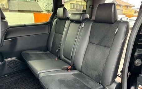 Toyota Voxy III, 2021 год, 2 135 000 рублей, 11 фотография