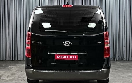 Hyundai H-1 II рестайлинг, 2018 год, 2 970 000 рублей, 4 фотография