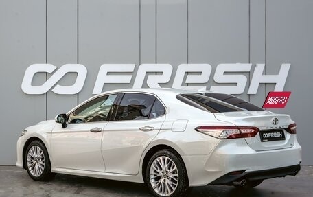 Toyota Camry, 2020 год, 3 700 000 рублей, 2 фотография