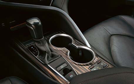 Toyota Camry, 2020 год, 3 700 000 рублей, 12 фотография