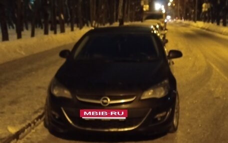 Opel Astra J, 2014 год, 670 000 рублей, 5 фотография
