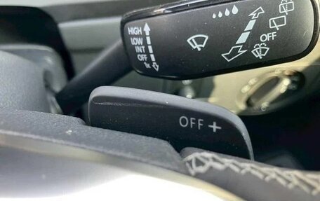 Volkswagen Tiguan II, 2018 год, 2 250 000 рублей, 14 фотография