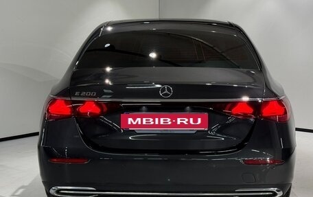 Mercedes-Benz E-Класс, 2025 год, 7 098 027 рублей, 6 фотография