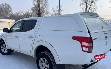 Mitsubishi L200 IV рестайлинг, 2015 год, 1 700 000 рублей, 7 фотография