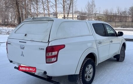 Mitsubishi L200 IV рестайлинг, 2015 год, 1 700 000 рублей, 4 фотография