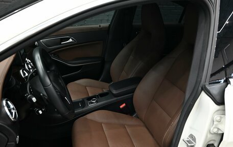 Mercedes-Benz CLA, 2014 год, 2 210 000 рублей, 10 фотография