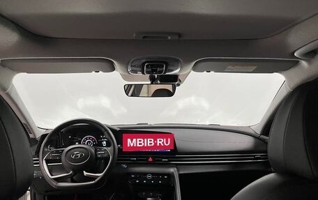 Hyundai Elantra, 2022 год, 1 330 000 рублей, 7 фотография