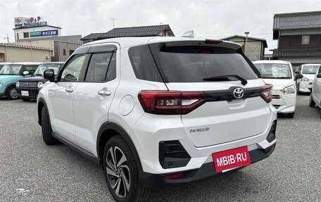 Toyota Raize I, 2022 год, 1 440 000 рублей, 8 фотография