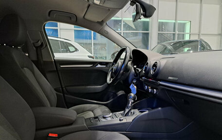 Audi A3, 2017 год, 1 988 000 рублей, 11 фотография