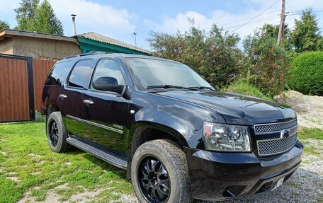 Chevrolet Tahoe III, 2012 год, 2 000 000 рублей, 1 фотография