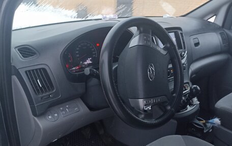 Hyundai H-1 II рестайлинг, 2016 год, 1 850 000 рублей, 4 фотография