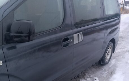 Hyundai H-1 II рестайлинг, 2016 год, 1 850 000 рублей, 5 фотография