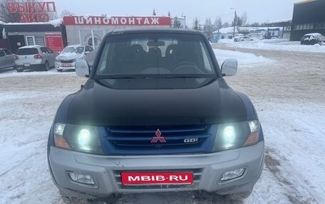 Mitsubishi Pajero III рестайлинг, 2001 год, 820 000 рублей, 1 фотография