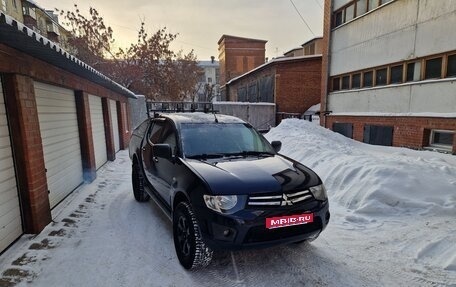 Mitsubishi L200 IV рестайлинг, 2012 год, 1 380 000 рублей, 1 фотография