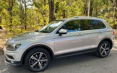 Volkswagen Tiguan II, 2017 год, 3 000 000 рублей, 4 фотография