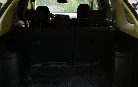 Mitsubishi Outlander III рестайлинг 3, 2016 год, 1 690 000 рублей, 16 фотография