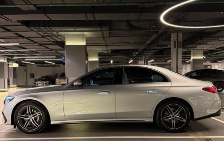 Mercedes-Benz E-Класс, 2025 год, 9 400 000 рублей, 4 фотография