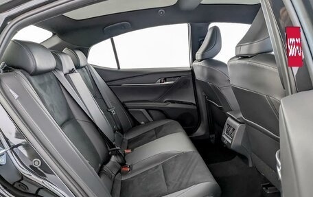 Toyota Camry, 2025 год, 5 000 000 рублей, 12 фотография