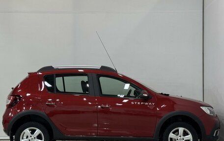 Renault Sandero II рестайлинг, 2019 год, 1 369 000 рублей, 9 фотография