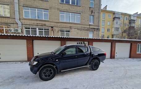 Mitsubishi L200 IV рестайлинг, 2012 год, 1 380 000 рублей, 7 фотография