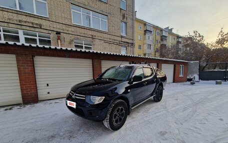 Mitsubishi L200 IV рестайлинг, 2012 год, 1 380 000 рублей, 5 фотография