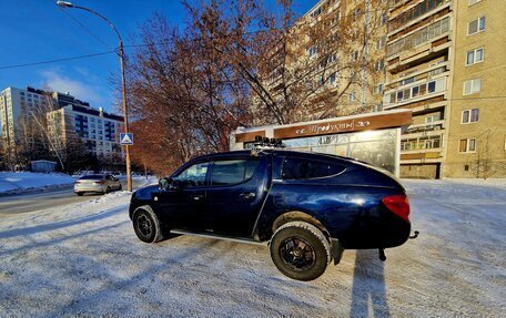 Mitsubishi L200 IV рестайлинг, 2012 год, 1 380 000 рублей, 2 фотография