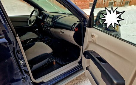 Mitsubishi L200 IV рестайлинг, 2012 год, 1 380 000 рублей, 11 фотография