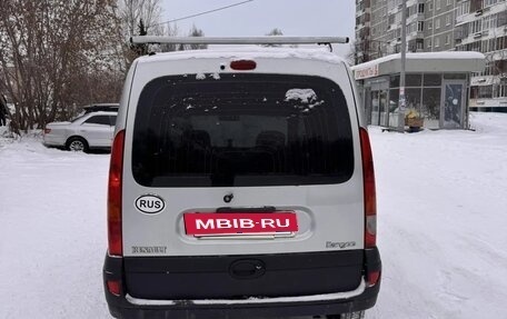 Renault Kangoo II рестайлинг, 2006 год, 299 000 рублей, 15 фотография