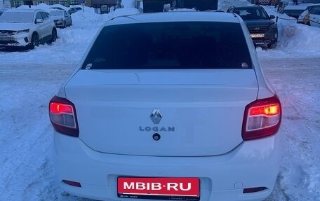 Renault Logan II, 2018 год, 705 000 рублей, 3 фотография