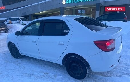 Renault Logan II, 2018 год, 705 000 рублей, 4 фотография