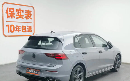 Volkswagen Golf VIII, 2022 год, 2 083 000 рублей, 3 фотография